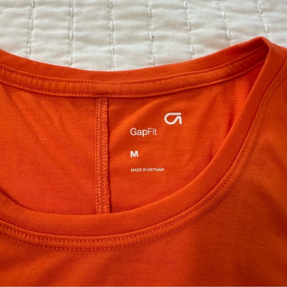 GapFit Orange Muscle Tee Sleeveless with Open Back - Picture 8 of 11